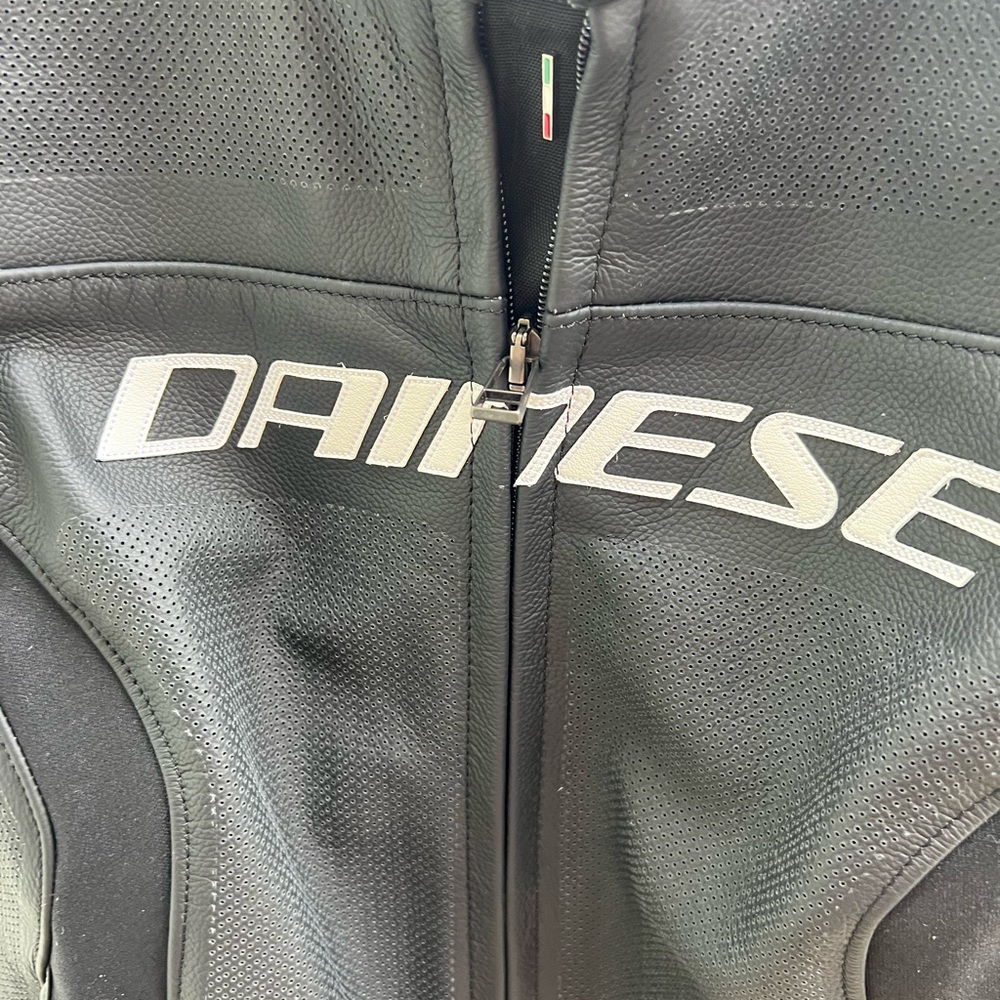 DAINESE LEATHER JACKET 48